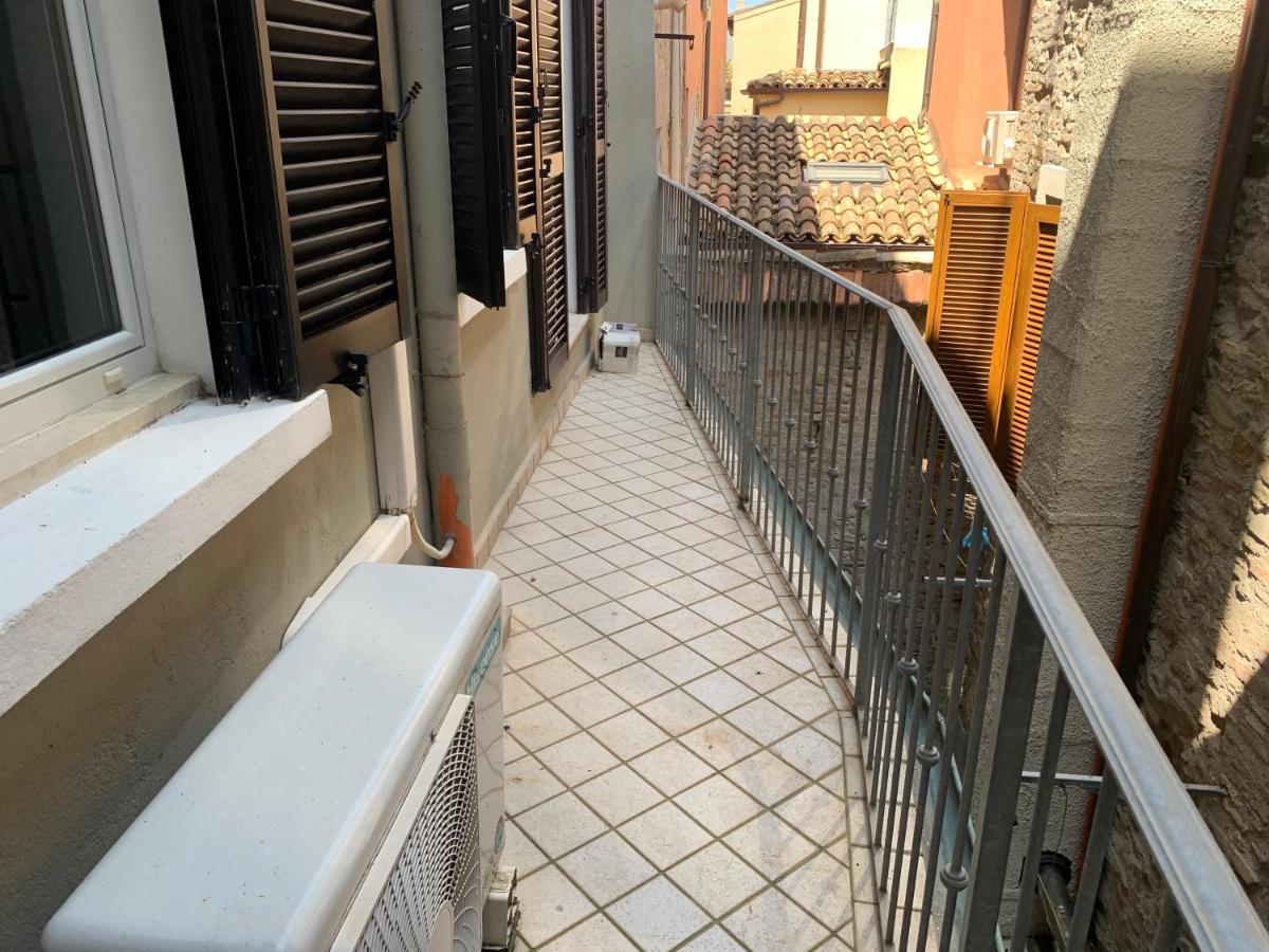 Casa Tangerina Lägenhet Pesaro Exteriör bild